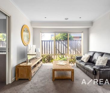 Modern Comfort and Privacy in a Prime Frankston Pocket - Photo 1