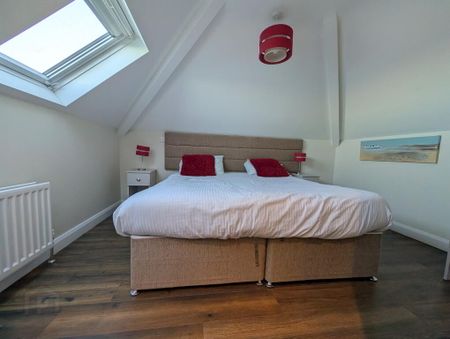 Central Promenade, Newcastle, BT33 0EU - Photo 4