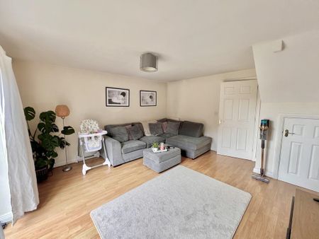 2 bedroom terraced house to rent - Photo 2