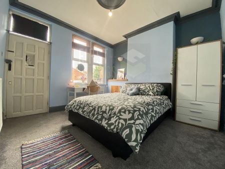 3 bedroom terraced house to rent - Photo 4