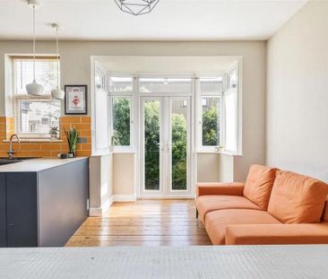 5 bedroom semi-detached house to rent - Photo 3