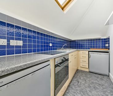 2 bedroom apartment - Photo 5