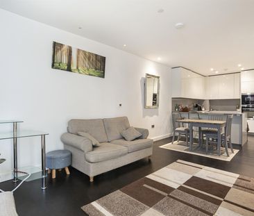 Haines House,10 Charles Clowes Walk, The Residence, Nine Elms, Lond... - Photo 4