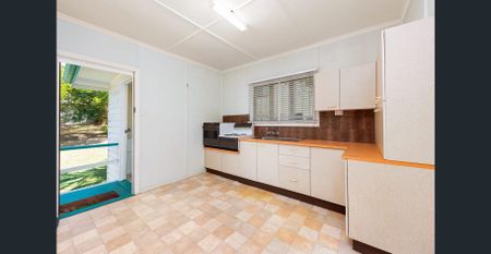 Opposite Beautiful Seven Hills Bushland Reserve! - Photo 3