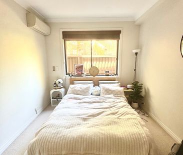 Bondi Beach - Photo 6