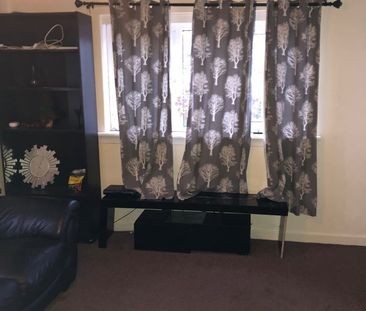 1 Bed Flat, Alan Breck Gardens, EH4 - Photo 4