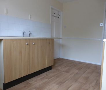 3 bedroom detached house to rent - Photo 6