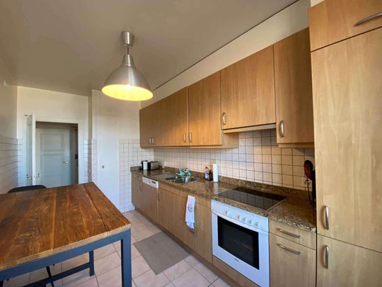 Magnifique appartement de 6 pièces à la Vieille Ville avec échappée sur le lac - Photo 1