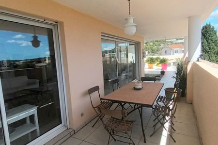 APPARTEMENT BANDOL PROCHE PORT 5 PIECES DE 121.56 m² - Photo 5