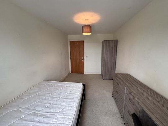 Jervaulx House, Lawrence Street - P10575 - Photo 1