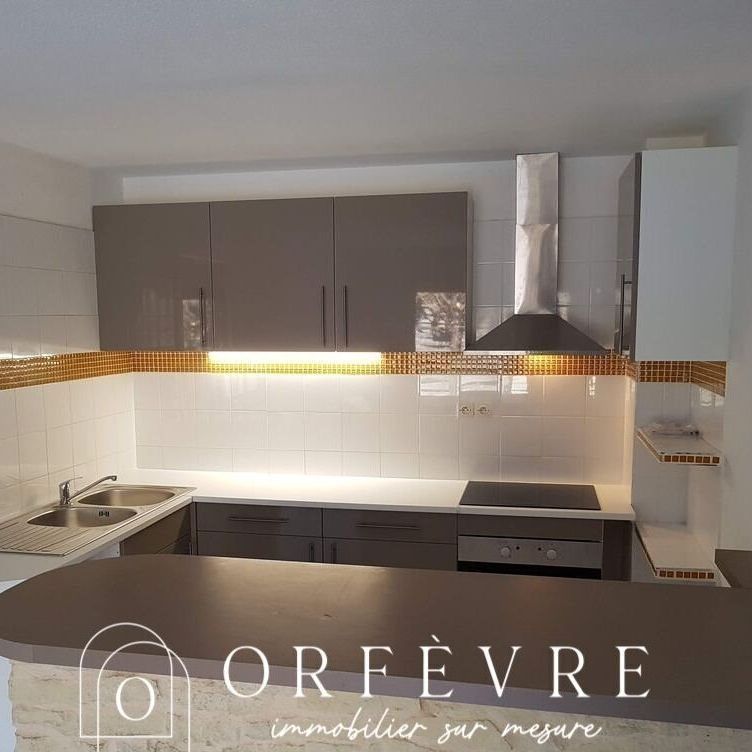 Maison a louer - 3 chambres - Garage & jardin, - Photo 1