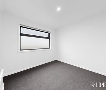 Modern Living in Clyde North – Convenience Meets Lifestyle - Photo 5