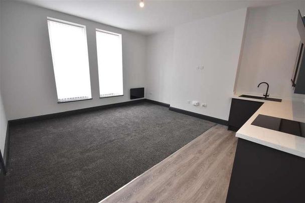 Highfield Road, Rock Ferry, CH42 - Photo 1