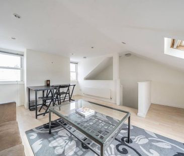 3 bedroom flat to rent - Photo 6