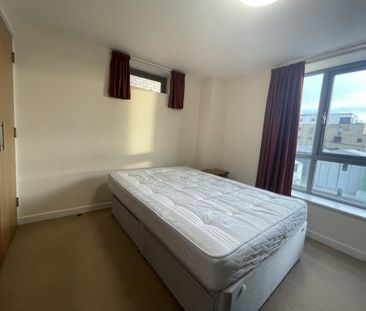 1 bedroom flat to rent - Photo 6