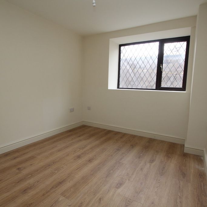 2 Bedroom Apartment, Chester - Photo 1