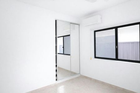 LOW MAINTENANCE LIVING AT ITS BEST - Photo 4