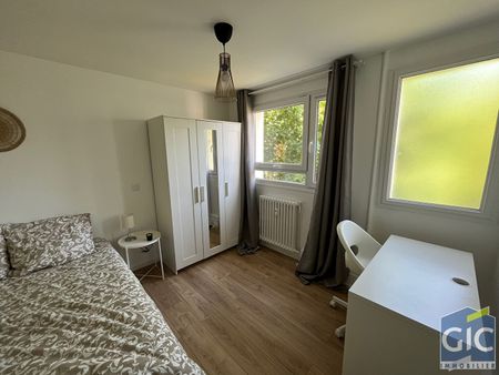Location Appartement 4 pièces 57m² - Photo 5