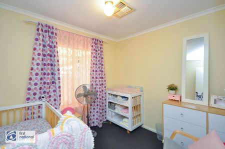 25 Kirwan Crescent, Port Augusta West - Photo 3