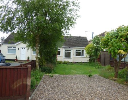 Lowestoft Road, Carlton Colville, Lowestoft - Photo 2