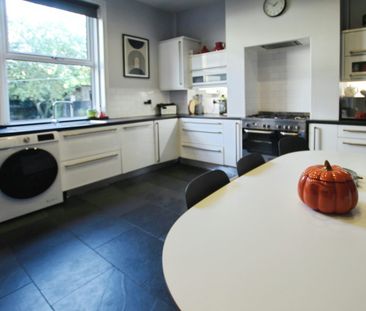 Terraced House to rent on - Photo 4