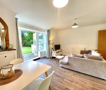 2 bedroom ground floor flat to rent - Photo 2