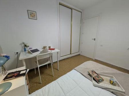 Carrer de Lleida, Valencia, Valencian Community 46009 - Photo 4