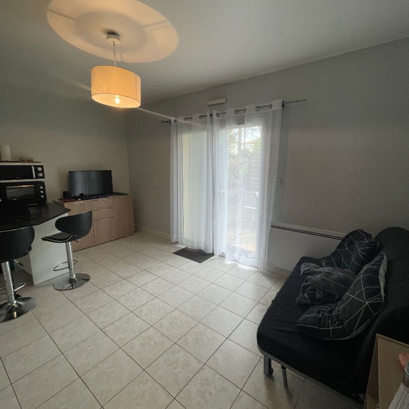 Location Appartement 1 pièce 24m² - Photo 1
