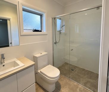 Modern Three-Bedroom Granny Flat in a Convenient Baulkham Hills Loc... - Photo 3