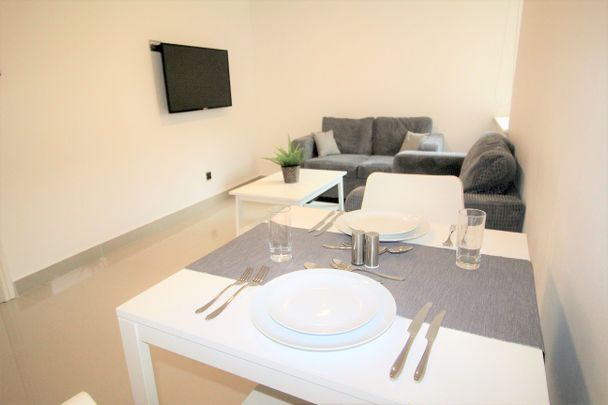 Flat 48, Samara Plaza, LS2 9DU, Leeds - Photo 1