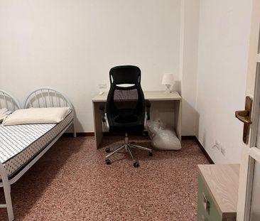 Posto singolo in doppia affori studenti - Photo 3