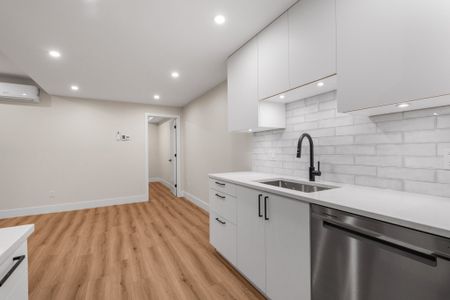 For Lease - 1348 Avenue Q Avenue Unit# B, Alta Vista and Area, Ontario - Photo 5