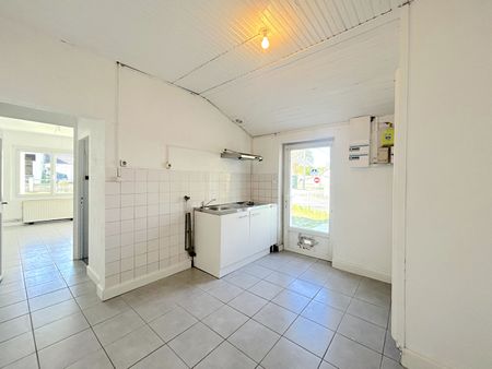 A LOUER MAISON DE TYPE 2 AVEC JARDIN - SECTEUR PUGNAC - Photo 4
