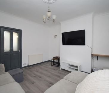 Hunt Street, Castleford - Photo 1