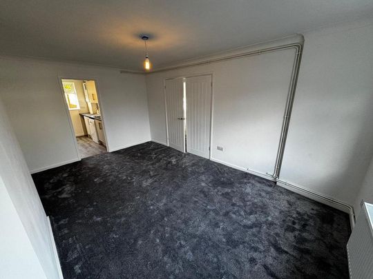 2 bedroom maisonette to rent - Photo 1