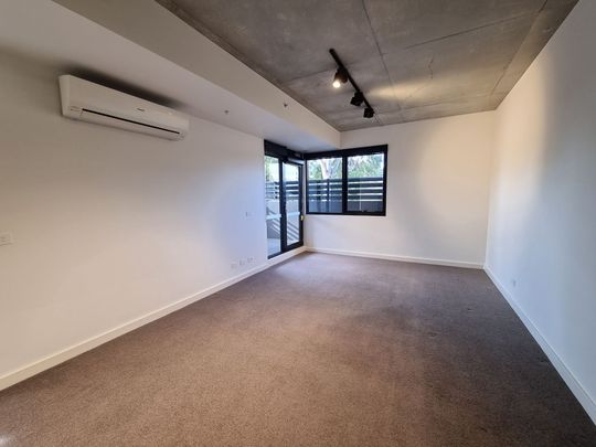 Boutique Development - Photo 1