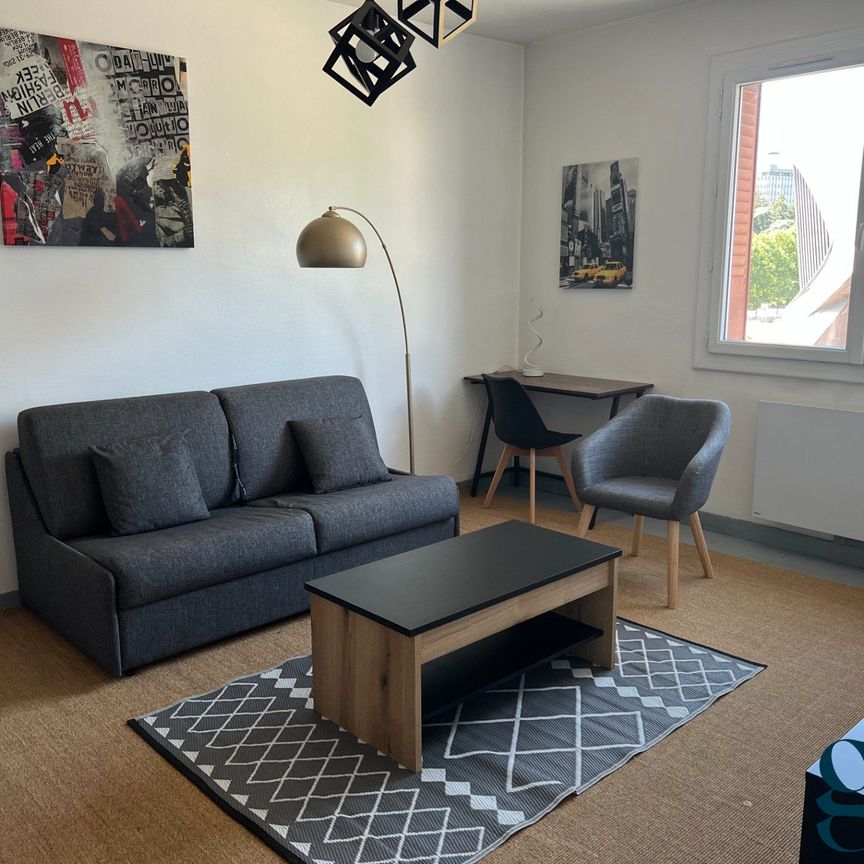 Location Appartement 1 pièce 30m² GRENOBLE 38000 - Photo 1