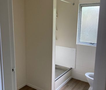 Looking for a cozy spot in Claudelands? - Photo 4