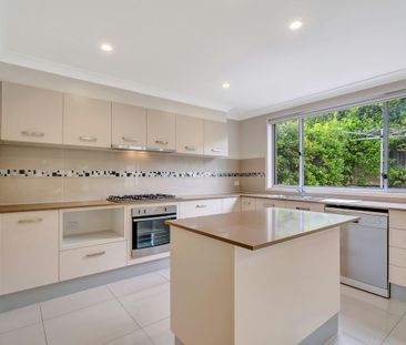 Modern family home in Prime Glenwood location - Photo 3