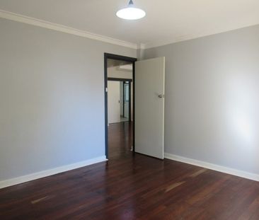 103 Read Street, Rockingham, WA 6168 - Photo 5