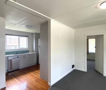 Tidy family home - Photo 4