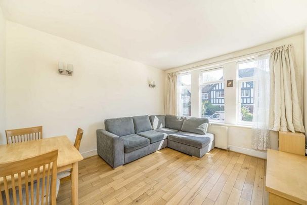 2 bedroom flat to rent - Photo 1