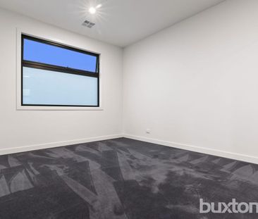 7/45 Elizabeth St, Bentleigh East VIC 3165 - Townhouse For Rent | D... - Photo 3