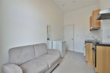 1 bedroom flat to rent - Photo 3