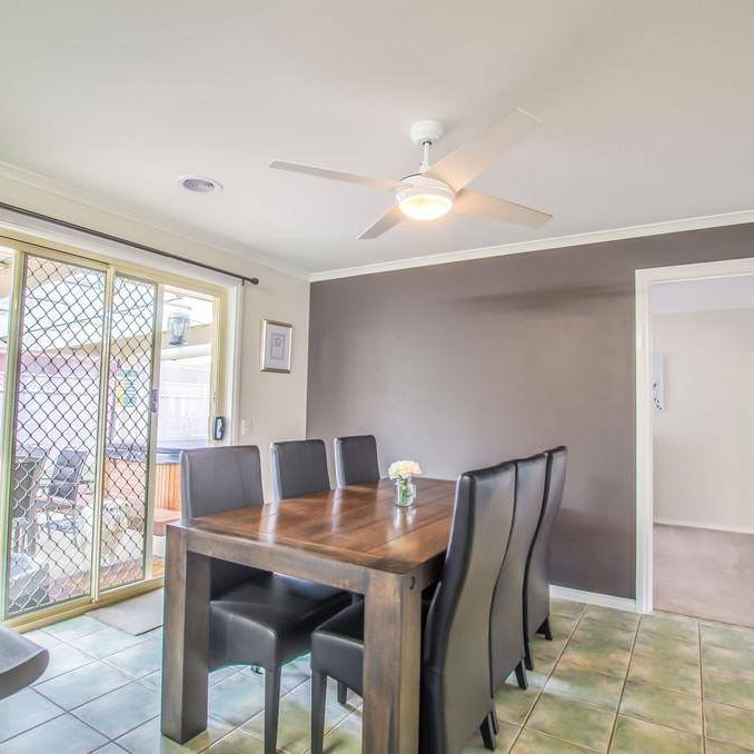 Neat as a pin - Photo 1