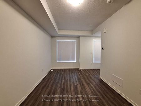 For Lease - 130 Honeycrisp Crescent Unit# 324, Vaughan, Ontario - Photo 2