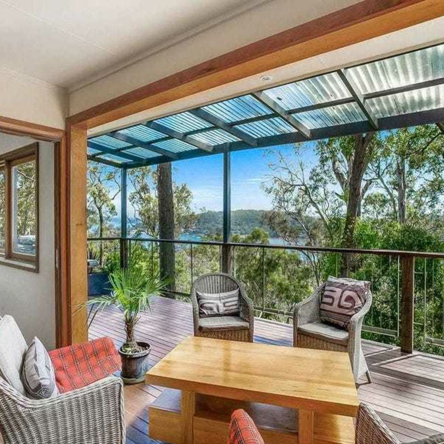 2 Bedroom Upper Duplex with Pittwater Views - Photo 1