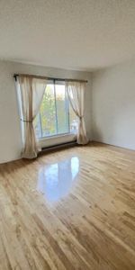 Mercier-Hochelaga beaux 5 1/2 avec électroménagers- 3 chambres à couchers 2e étage - Photo 3