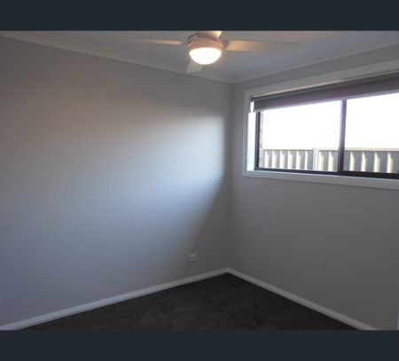 676a Shaw Street, Springdale Heights, NSW 2641 - Photo 4