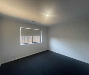 FAMILY HOME - Photo 4